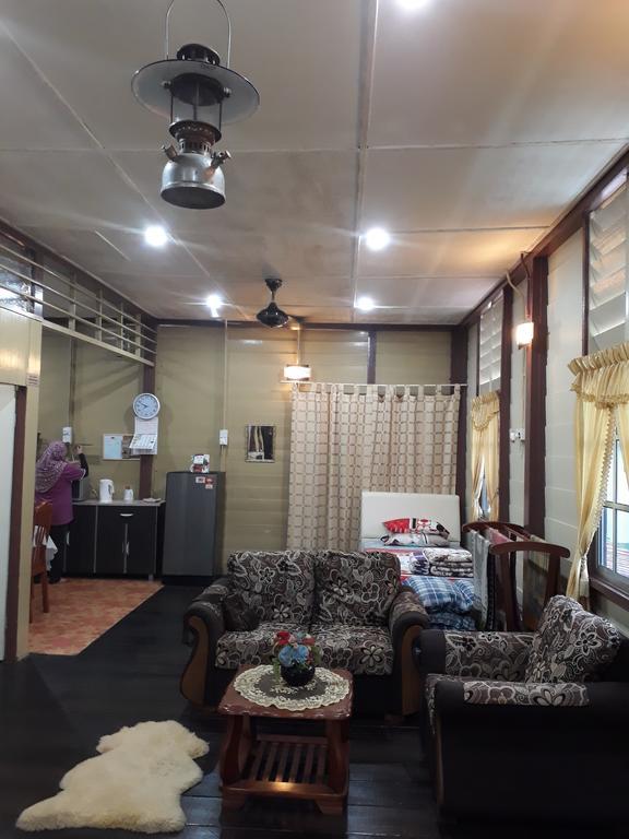 Teratak Opah Kamunting Hotel Тайпинг Екстериор снимка